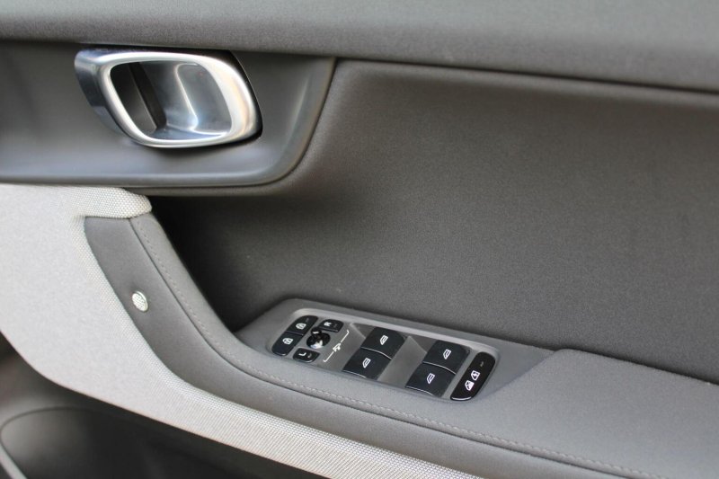 POLESTAR POLESTAR 2